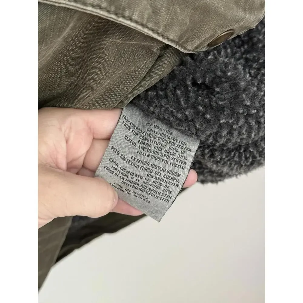 Levi’s Fleece Washed Cotton Distressed Trucker Olive Green Cargo‎ Jacket Sz L